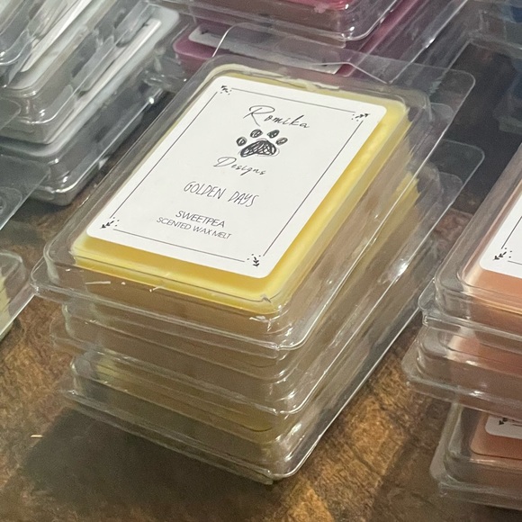 Sweetpea Scented “Golden Days” Wax Warmer Melt Candle Floral Dog Pet Themed - Picture 2 of 2